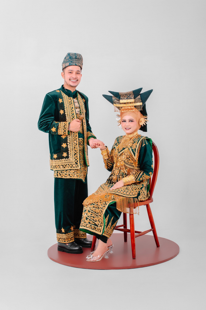 https://yourlove.webnikah.com/dirmember/00000028/pujalara66/photo-275444-324369-l-202506141009.jpg